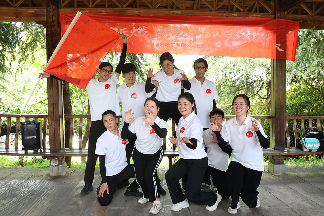 1714014049355799.jpg 4.jpg